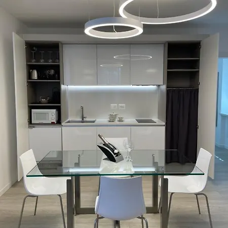 Queen Luxury Sanificato Ozono Apartment *